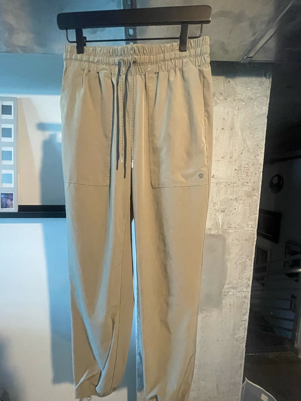 Apana Drawstring Joggers in Green